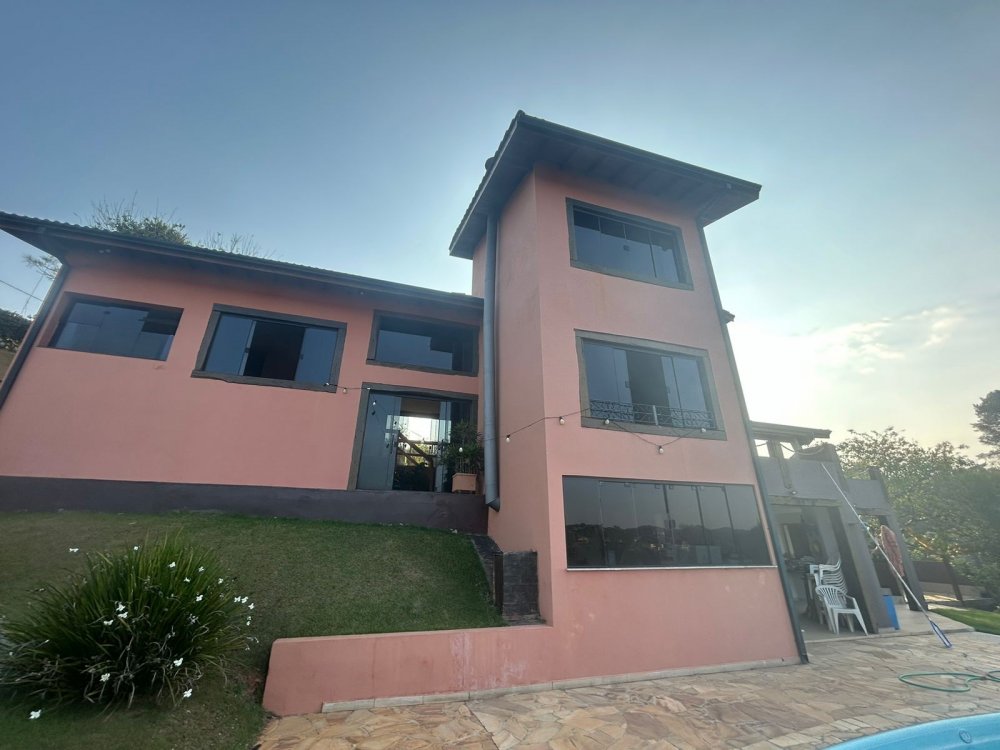 Casa em Condomínio - Venda - Paião - Guararema - SP